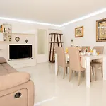 Casa D'amore Con Piscina Privata Апартаменты Алессано