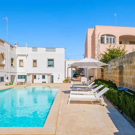 Casa D'amore Con Piscina Privata * Alessano