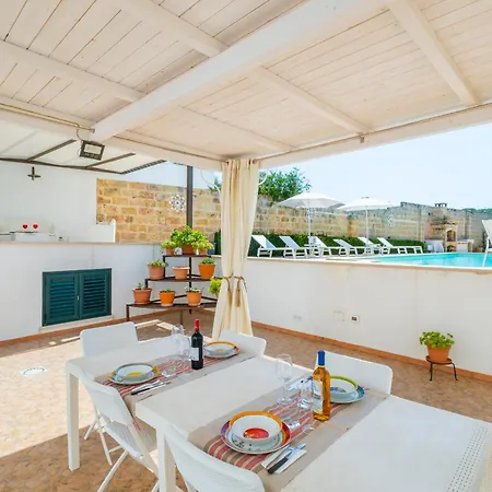 Casa D'amore Con Piscina Privata Alessano