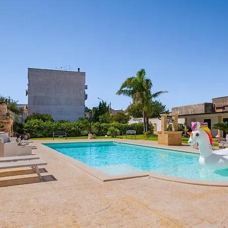 Casa D'amore Con Piscina Privata * Alessano