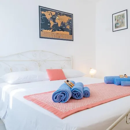 Casa D'amore Con Piscina Privata Apartamento Alessano